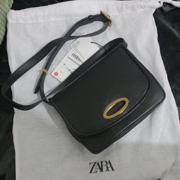 NWT Genuine Leather Crossbody Bag. - Picture 4 of 9